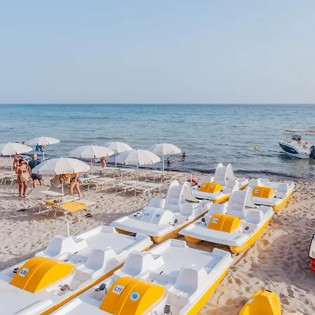 فندق مبيت وإفطار Blue And Blue 4*